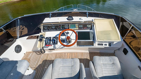 Катер Storebro Royal Cruiser 420 Baltic